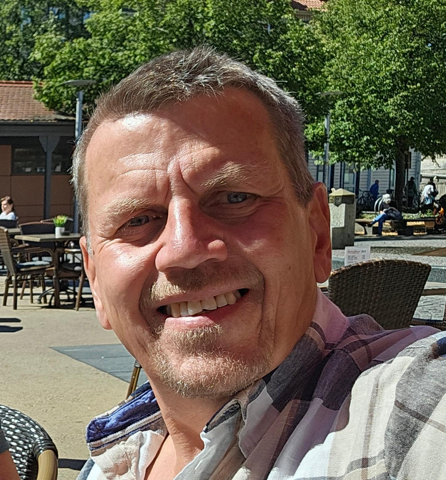 Erik  Jensen 