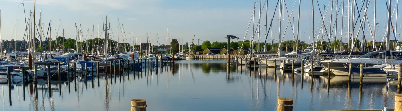 Os p&aring; Middelfart marina